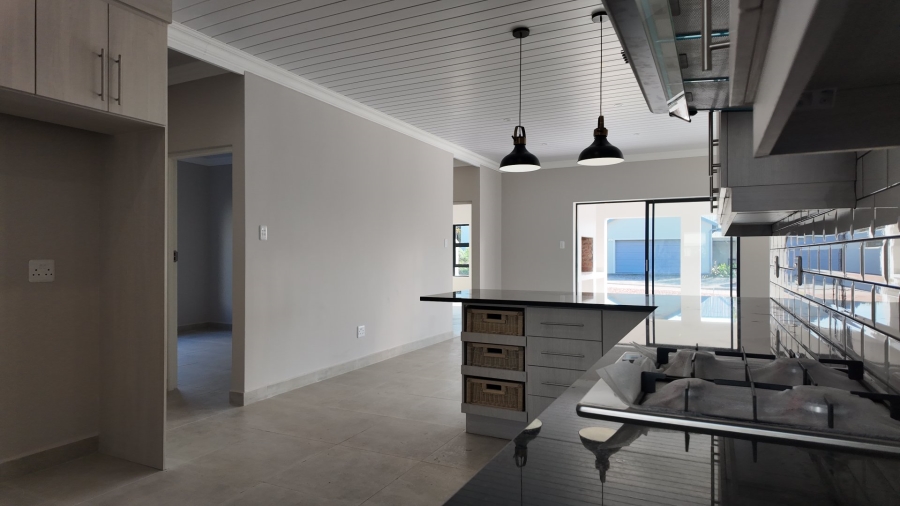 3 Bedroom Property for Sale in Stilbaai Wes Western Cape